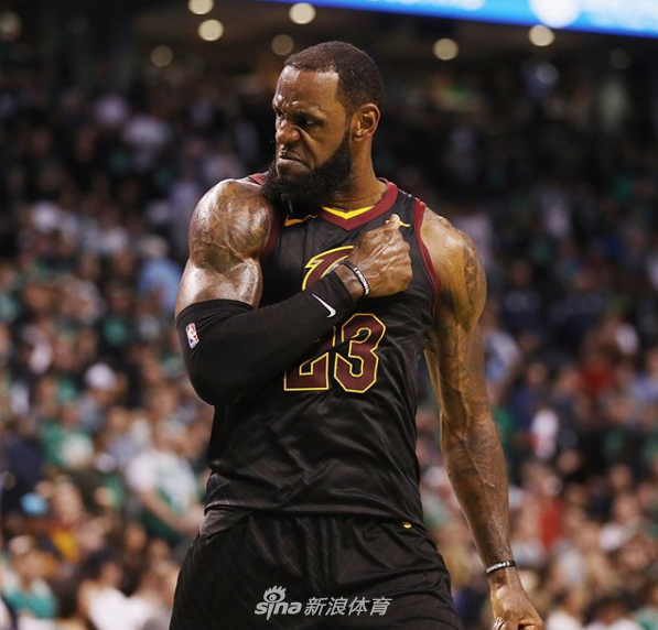 后的第一脚 后的第一脚