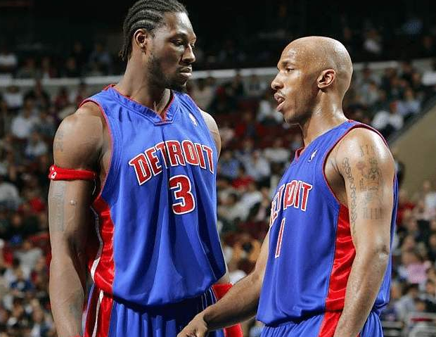 依据现行手 依据现行手